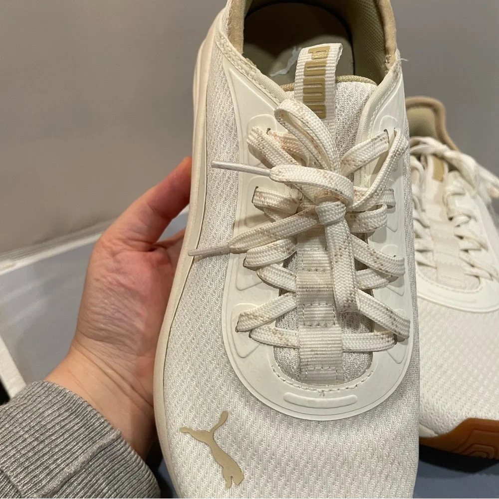 EUC Puma 9 Women’s Softride Sophia Vital
Women's Running Shoes White Almond $70! - Picture 5 of 14
